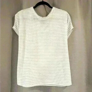 Women’s White Striped Express Top